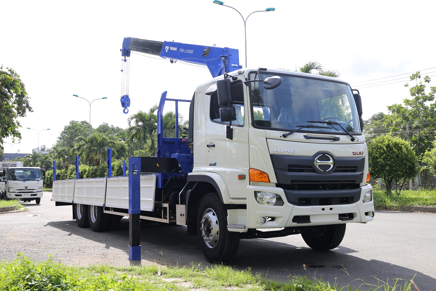 xe-cau-hino-15-tan