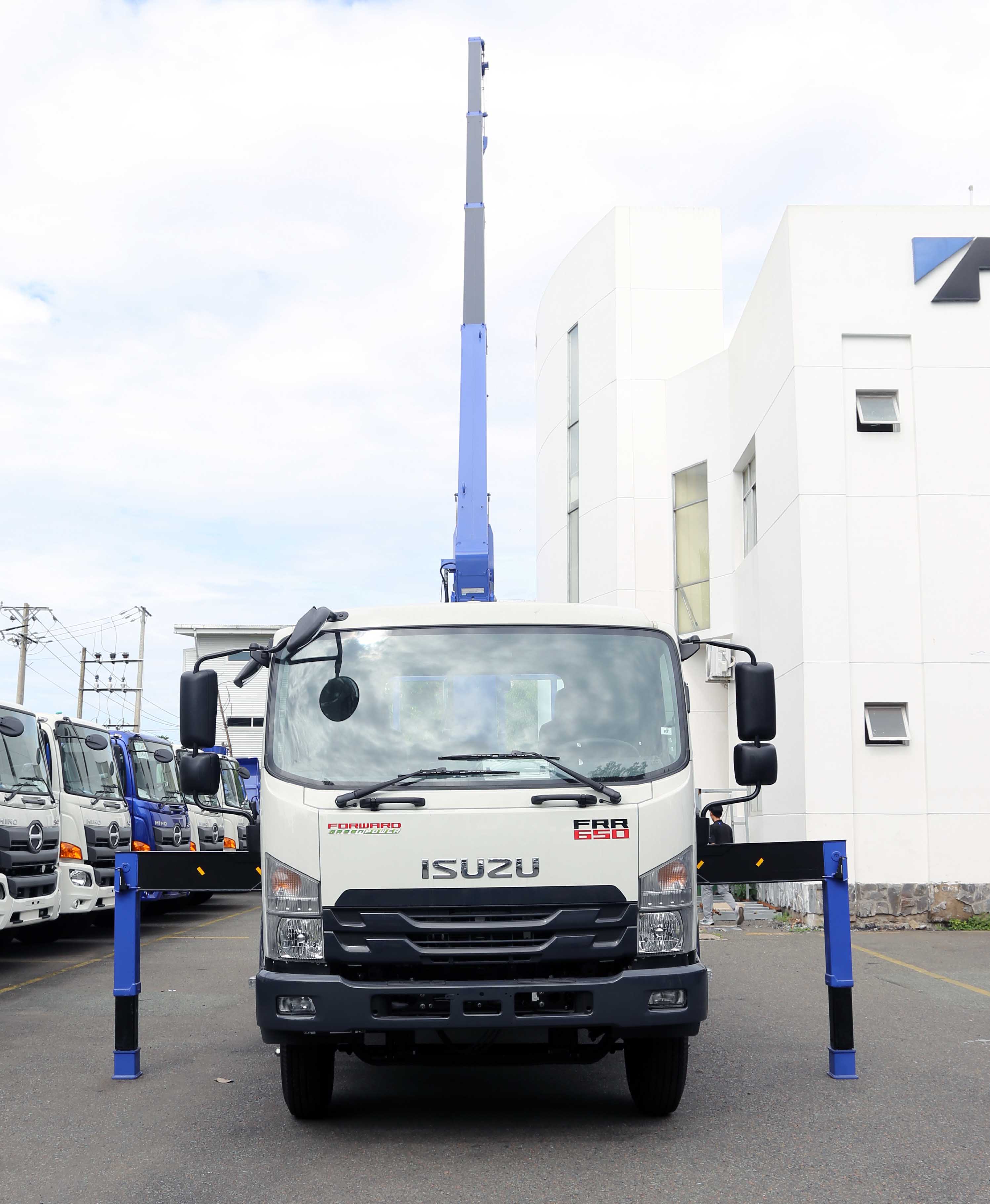 xe-cau-isuzu-5-tan