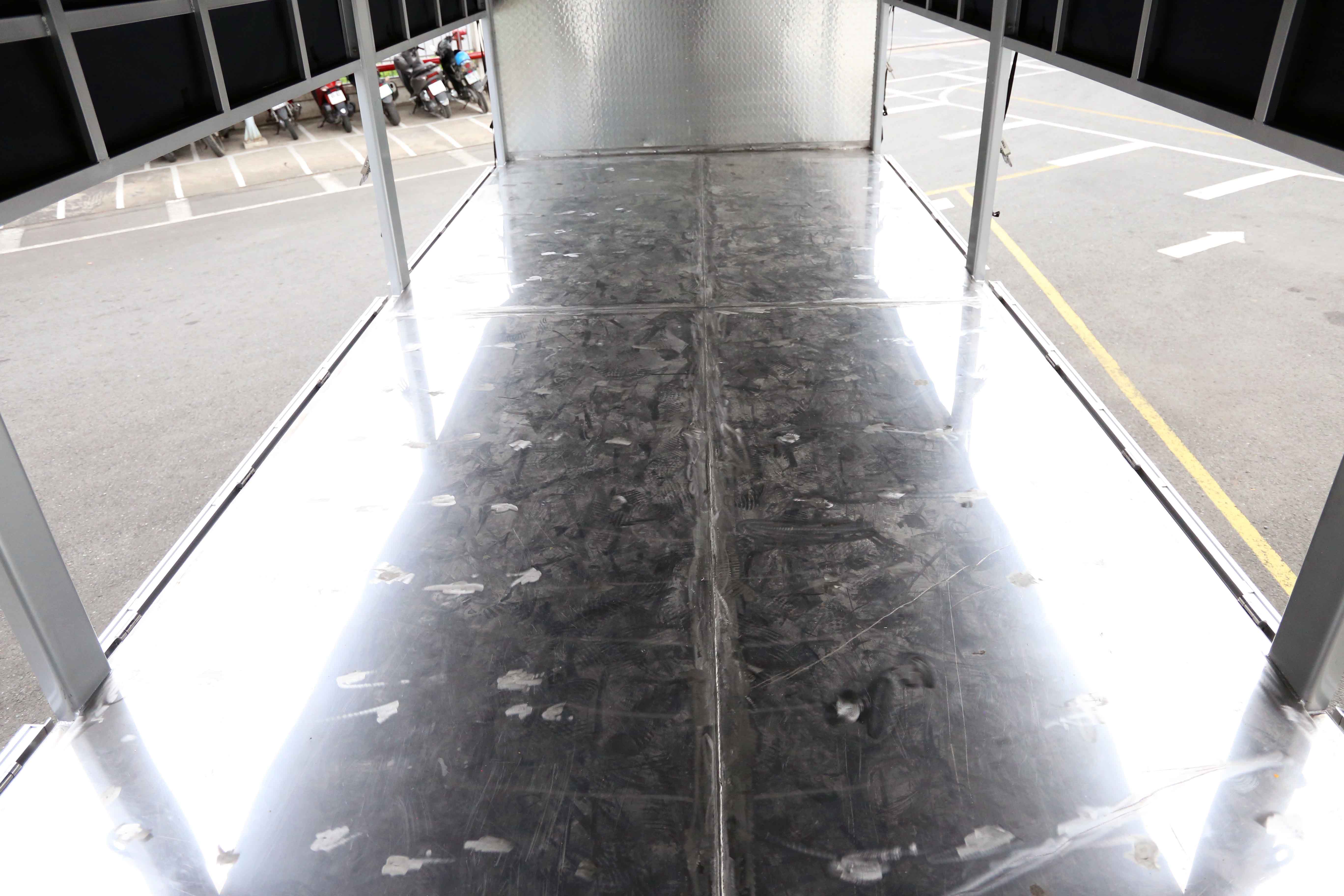 xe-tai-hino-8-tan-thung-mui-bat-7m3